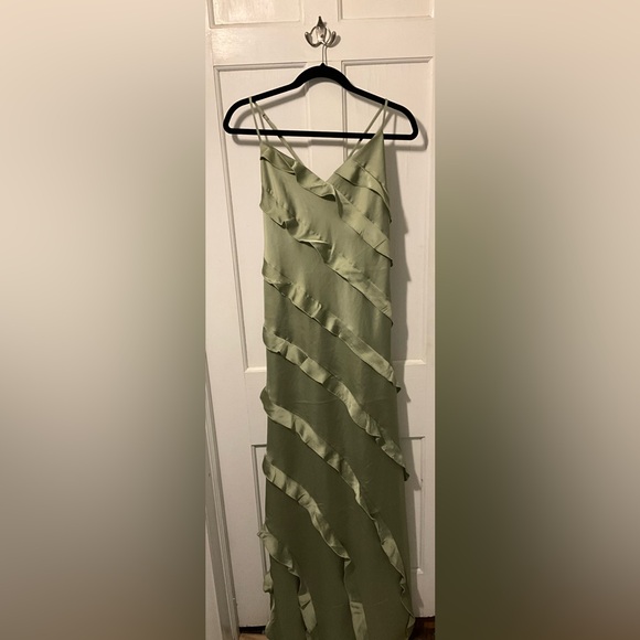 Brand New Show Me Your Mumu Romance Ruffle Dress - Picture 4 of 5